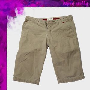 Abercrombie & Fitch Khaki Capris